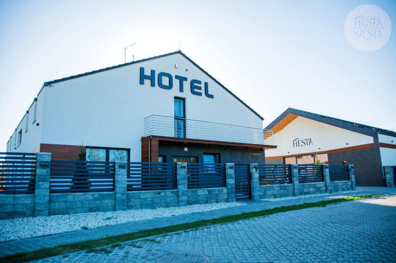 Hotel Sjesta Нова-Суль Экстерьер фото