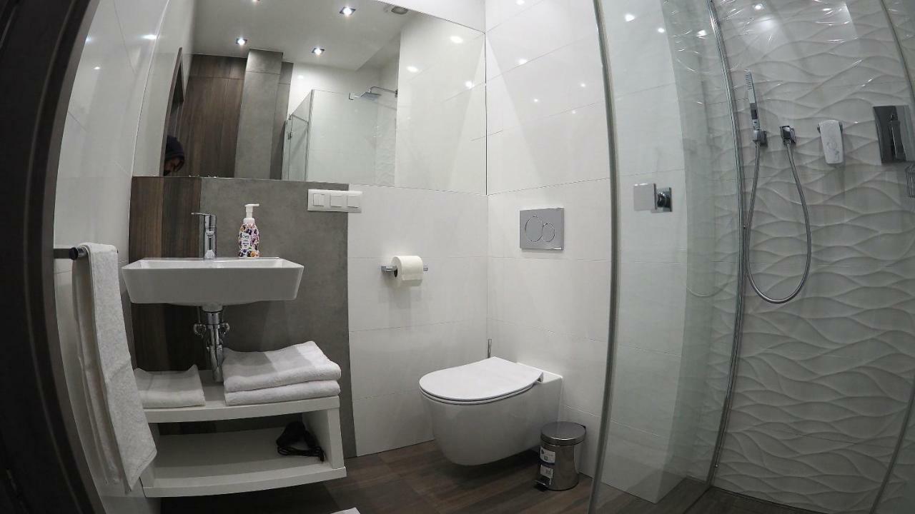 Hotel Sjesta Нова-Суль Экстерьер фото